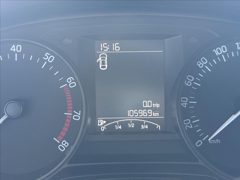 Škoda Fabia 1,2   TSI,1.MAJITEL,SERVISKA - fotka 13 z 26