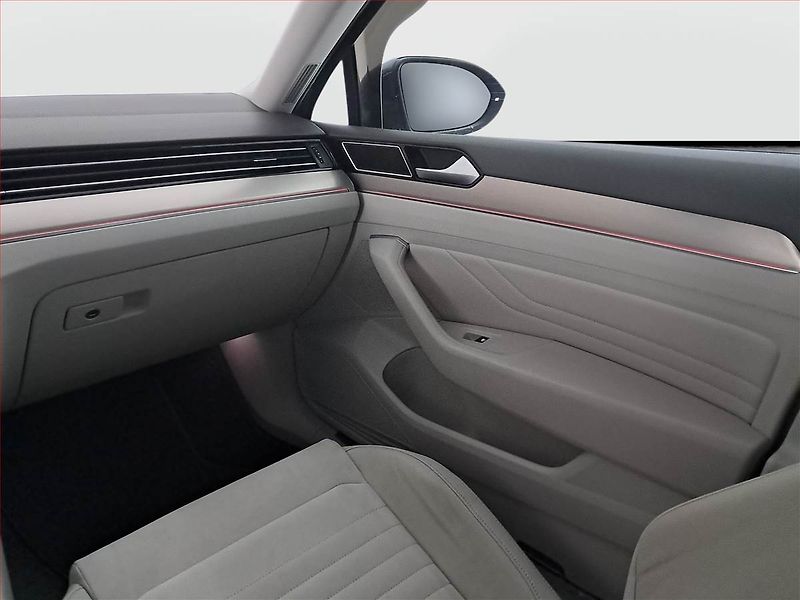 Volkswagen Passat (2019) 1.6 TDI, Automat, Kůže, Navi - fotka 8 z 25