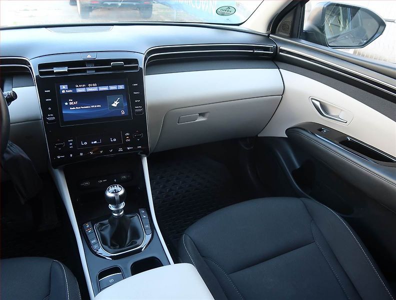 Hyundai Tucson (2022) 1.6 T-GDI - fotka 8 z 20