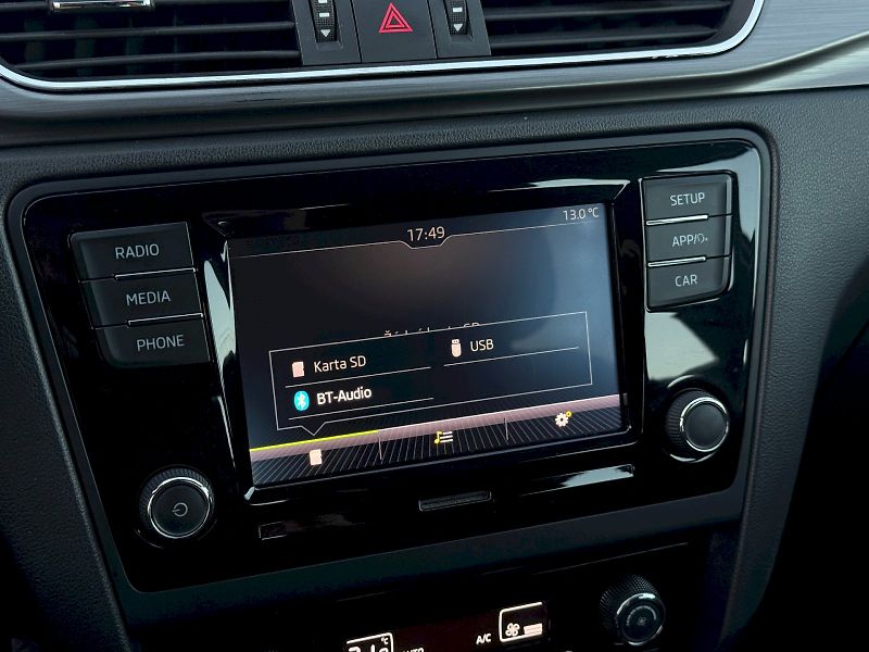 Škoda Rapid (2019) 1.0 TSI 81 kW Style - fotka 16 z 21