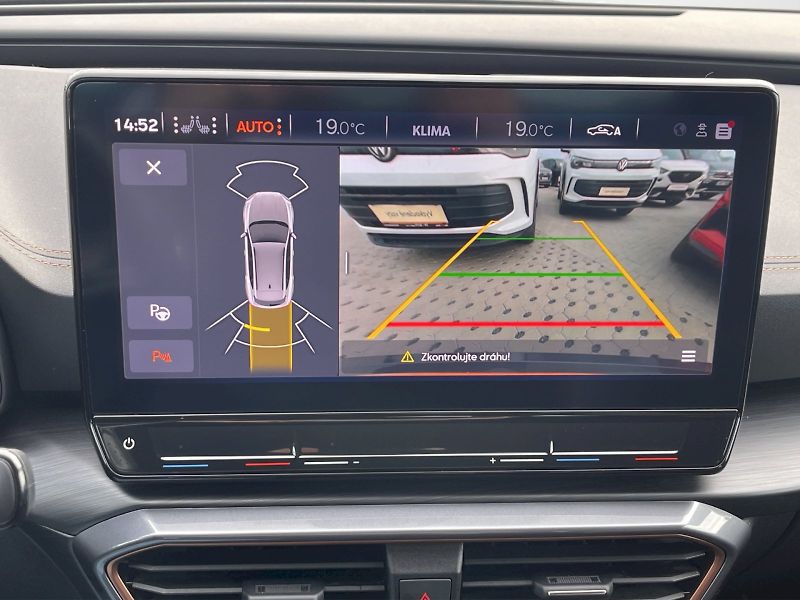 Cupra Formentor (2023) 1.5 TSI 110 kW DSG Basis - fotka 13 z 35