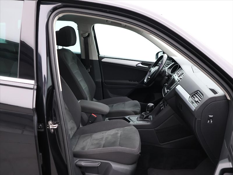 Volkswagen Tiguan 2,0 TDI 110kW DSG Navi Tažné - fotka 11 z 27
