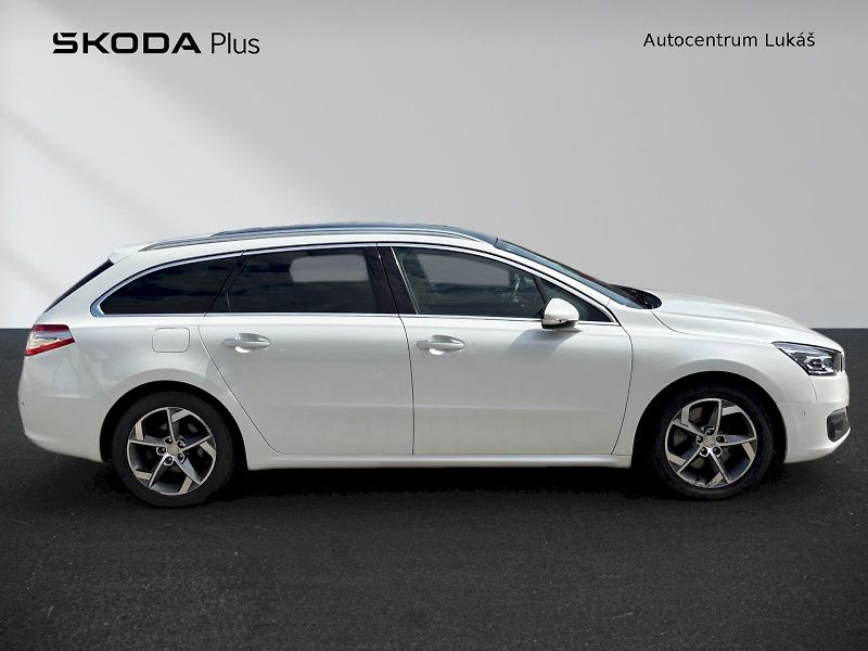 Peugeot 508 (2016) 508 - fotka 10 z 30