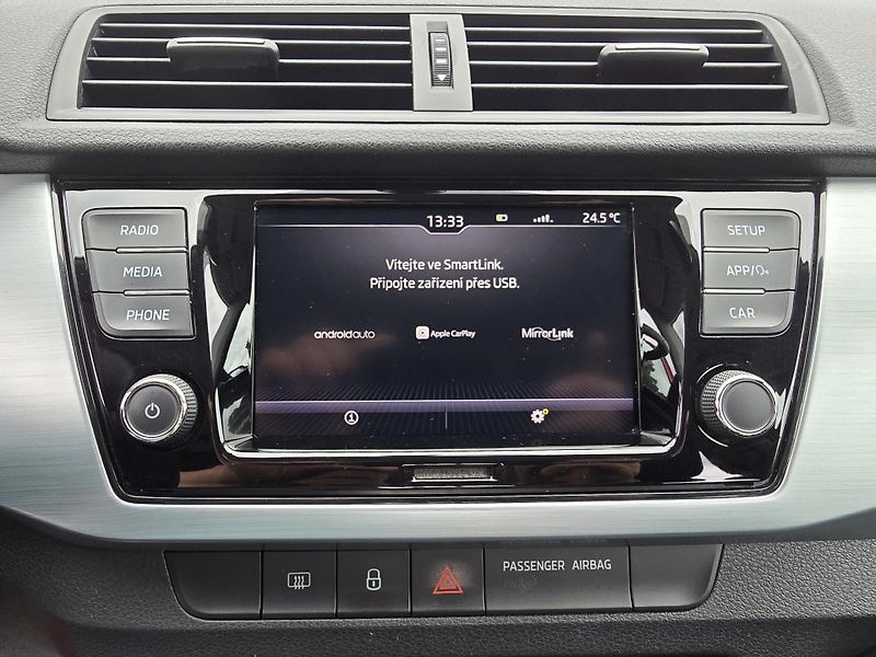 Škoda Fabia 1.0TSI 70KW TOUR SmartLink ČR - fotka 25 z 31
