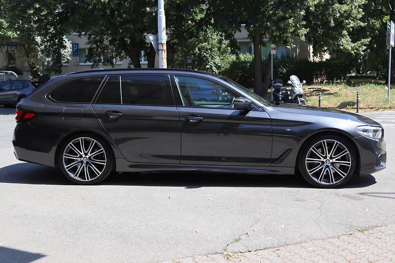 BMW Řada 5 530D XDRIVE TOUR G31 M-PAKET  - fotka 9 z 50