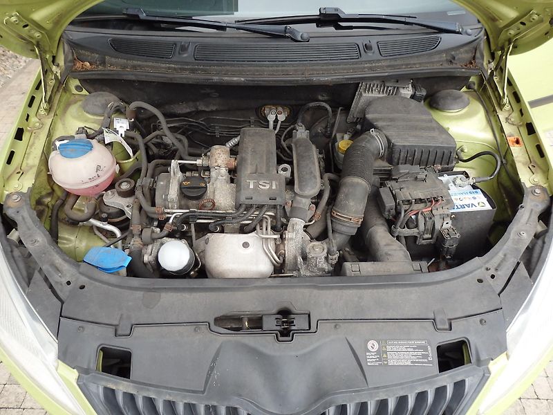 Škoda Fabia 1.2 TSI 63 ZÁLOHOVÁNO - fotka 13 z 25
