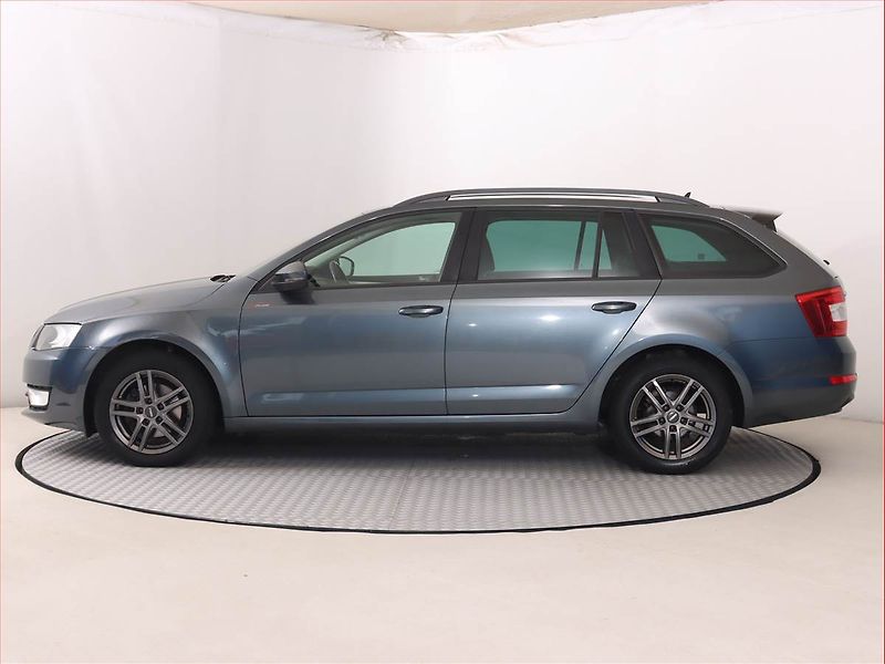 Škoda Octavia (2014) Greenline 1.6 TDI, Navi - fotka 3 z 19