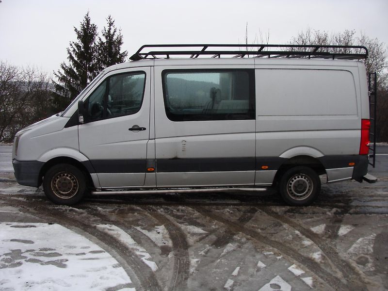 Volkswagen Crafter 2.5 TDi, 80 kW, klima, tažné - fotka 2 z 25