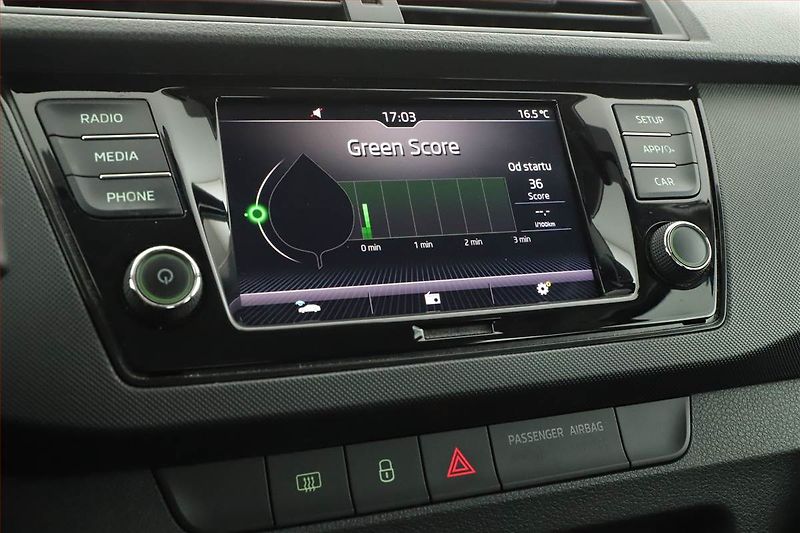Škoda Fabia (2022) Ambition 1.0 TSI, ČR,1.maj - fotka 12 z 15