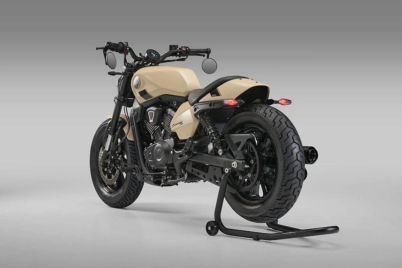 Benelli (2026) Leoncino Bobber 400 - fotka 10 z 12