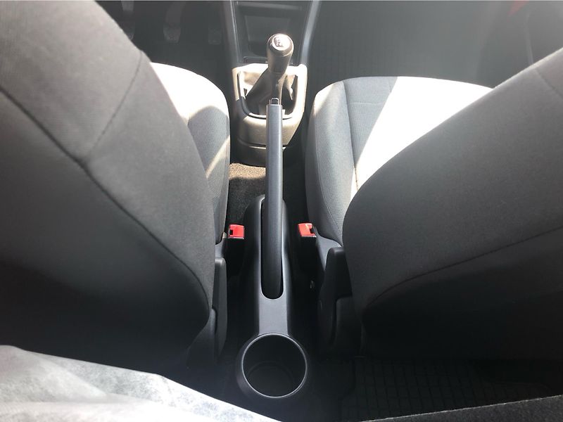 Volkswagen up! 1,0 44kW BMT Move - fotka 21 z 26