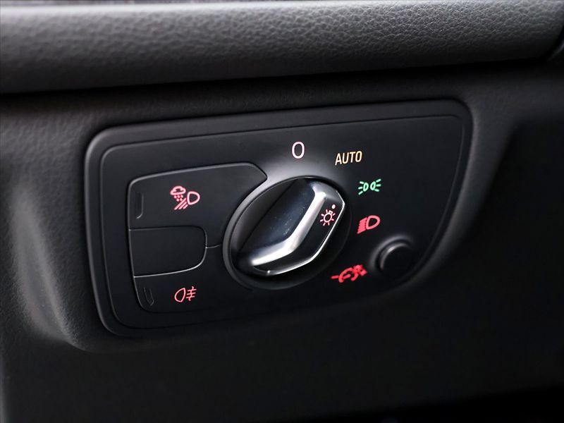Audi A6 3,0 TDI 240kW quattro S-line C - fotka 17 z 36