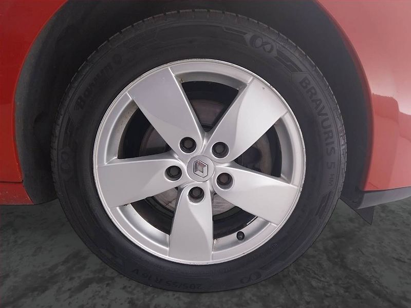 Renault Mégane (2010) 1.5 dCi, po STK, CZ doklady - fotka 15 z 18