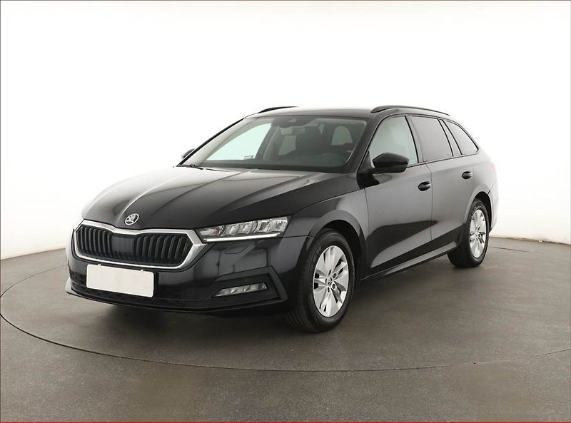 Škoda Octavia (2020) 1.5 TSI, ČR,1.maj, Tempomat - fotka 2 z 21