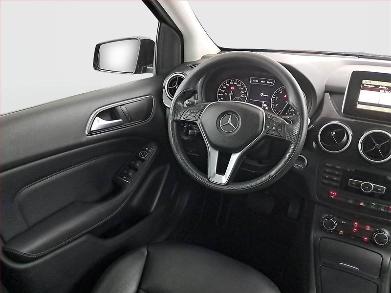 Mercedes-Benz Třídy B (2012) B 200, Automat, Serv.kniha - fotka 7 z 19