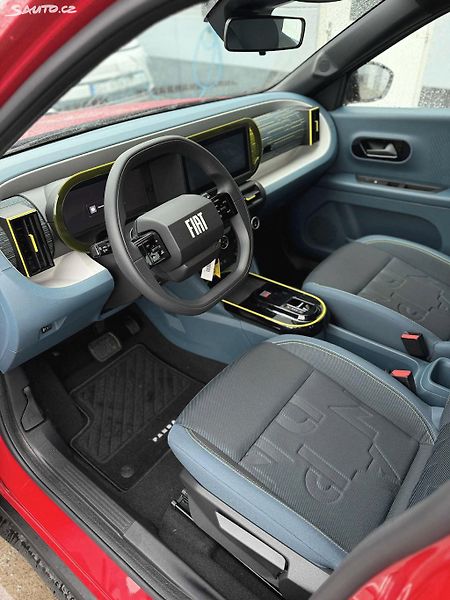 Fiat Grande Panda Electric Grande Panda Electic RED 44kWh - fotka 8 z 10