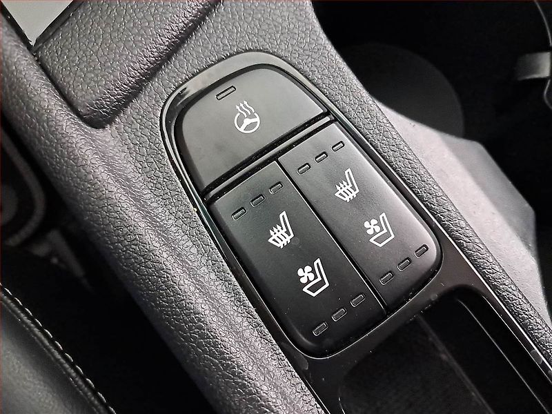 Kia Niro (2019) Hybrid, Automat, Serv.kniha - fotka 22 z 22