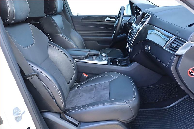 Mercedes-Benz Třídy M (2014) ML 350 BlueTEC, 4X4, Automat - fotka 9 z 28