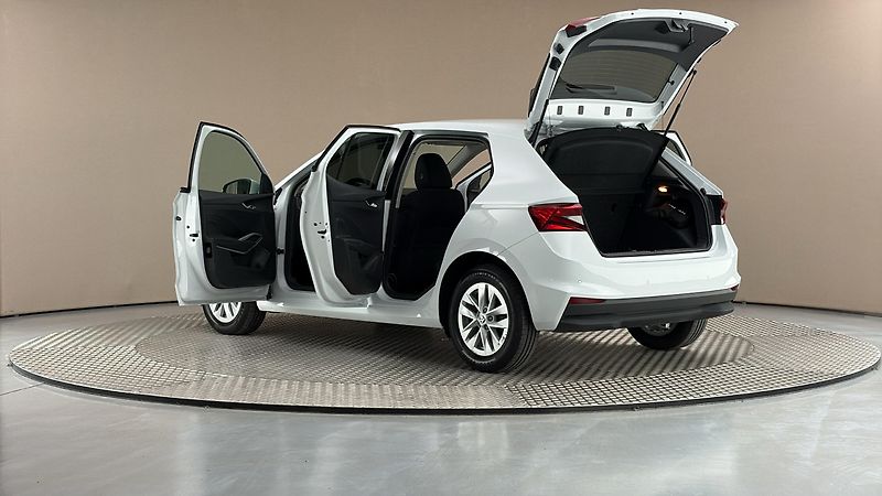 Škoda Fabia 1.0 TSI Style - fotka 7 z 23