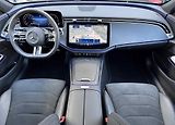 Mercedes-Benz Třídy E 220d 4M AMG Advanced Taž Distr - náhled 9