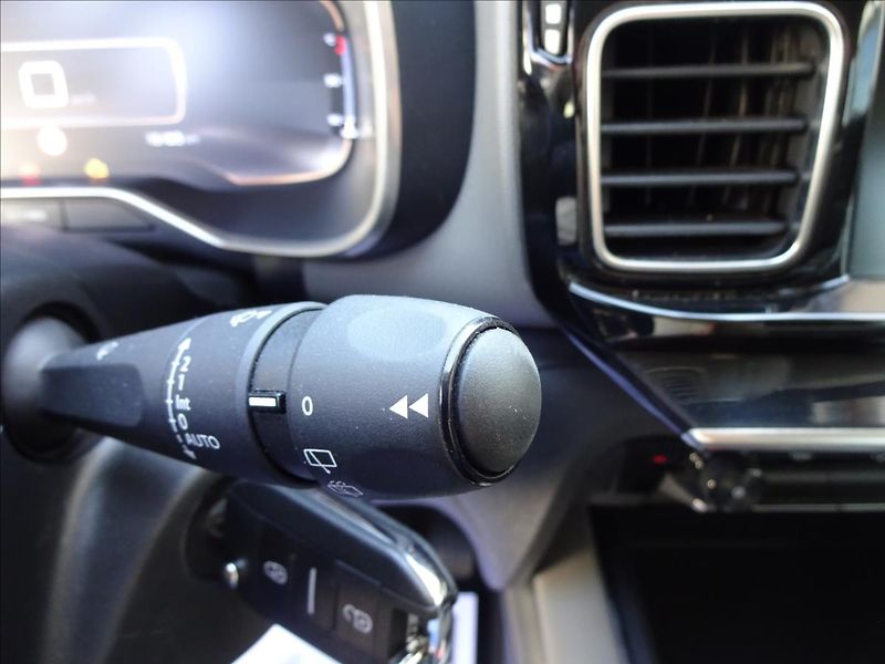 Citroën C5 Aircross 1,2 Pure Tech 96kW - fotka 38 z 50
