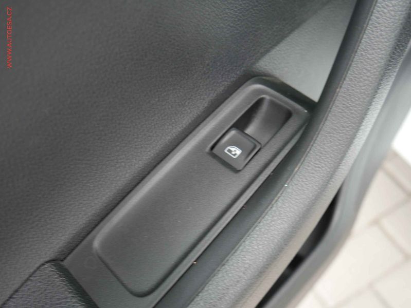 Škoda Fabia (2016) 1.2 TSI, 1.maj, Ambition - fotka 12 z 17