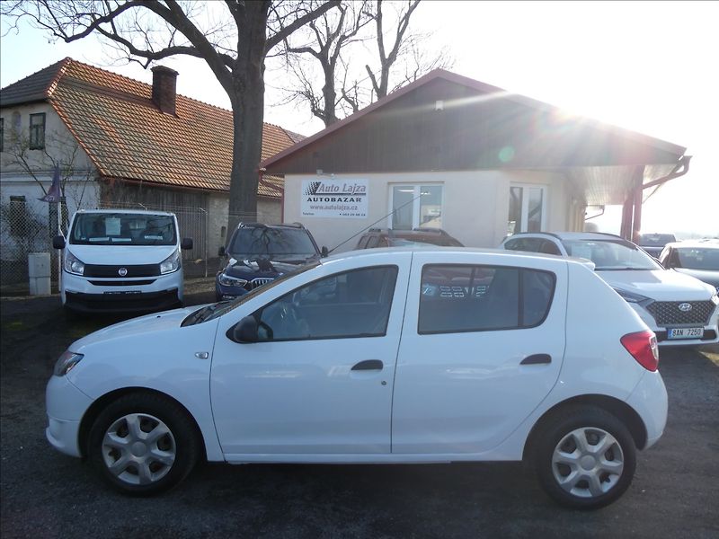 Dacia Sandero 1,2 16V 55kW Access, KLIMA - fotka 6 z 33