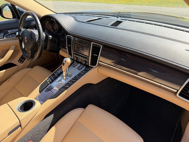 Porsche Panamera 3.0 DIESEL EDITION NAVI KAMERA - fotka 40 z 48