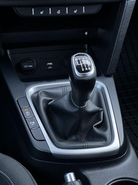 Kia Ceed SW TOP 1.4 T-GDI 103 kW Záruka - fotka 12 z 22