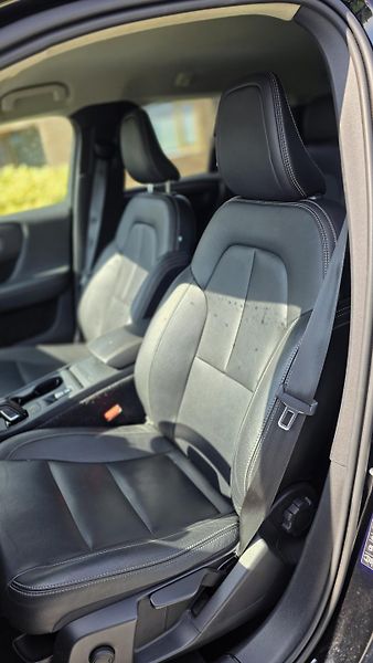 Volvo XC40 (2019) 140kW, AUT, 1. majitel, ČR - fotka 21 z 27