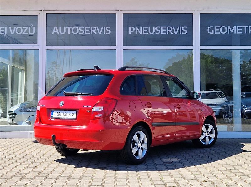 Škoda Fabia 1,2 TSI STŘE.OKNO KLIMA ZIMAKY - fotka 5 z 28
