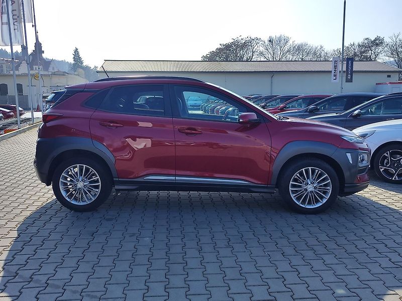 Hyundai Kona 1.0 T-GDI/88kW Premium Red - fotka 4 z 33