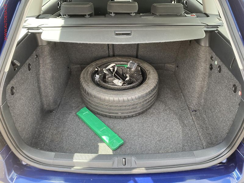 Škoda Octavia (2009) 1.6MPi Sport, ČR, Klima - fotka 7 z 14
