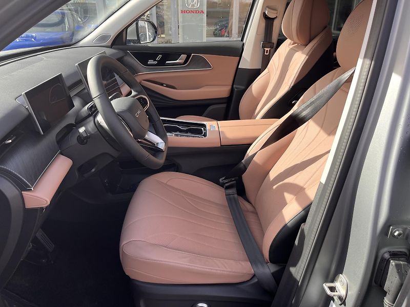 Chery TIGGO 9 PHEV (2026) UNIQUE 315Kw 4x4 - fotka 12 z 39