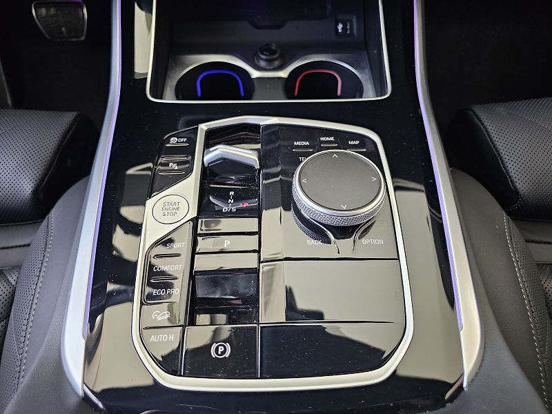 BMW X5 xDrive 30d - fotka 26 z 36