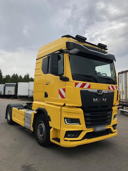 MAN TGX (2023) 18.510 4X4 BL SA tractor unit  - fotka 2 z 5