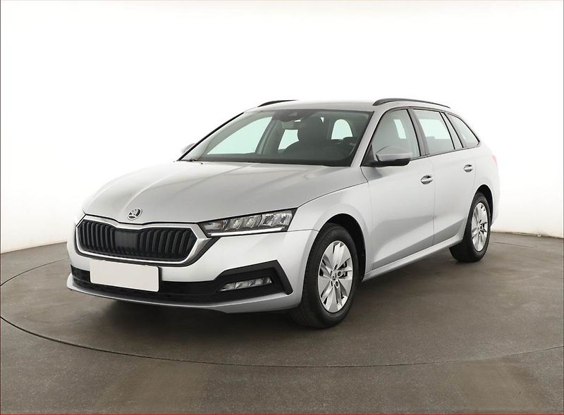 Škoda Octavia (2022) Ambition 2.0 TDI, ČR,1.maj - fotka 2 z 15