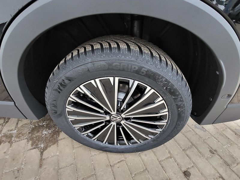 Volkswagen Tiguan (2026) People 1,5 eTSI 110kW mHEV - fotka 11 z 27