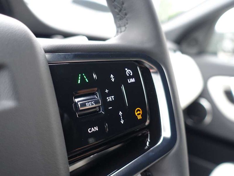 Land Rover Discovery Sport 2,0 R-Dynamic SE D200 - fotka 21 z 36