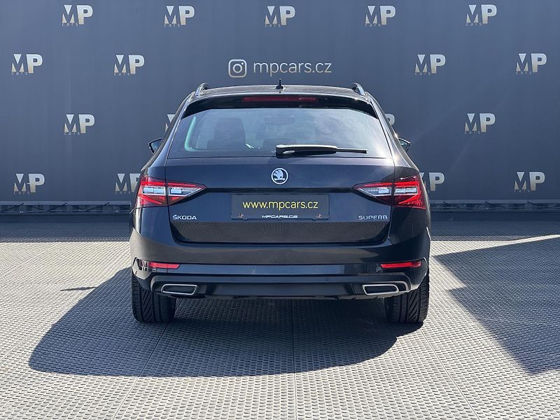Škoda Superb (2018) III 2.0TDi MAN Style Kessy RZV - fotka 8 z 48