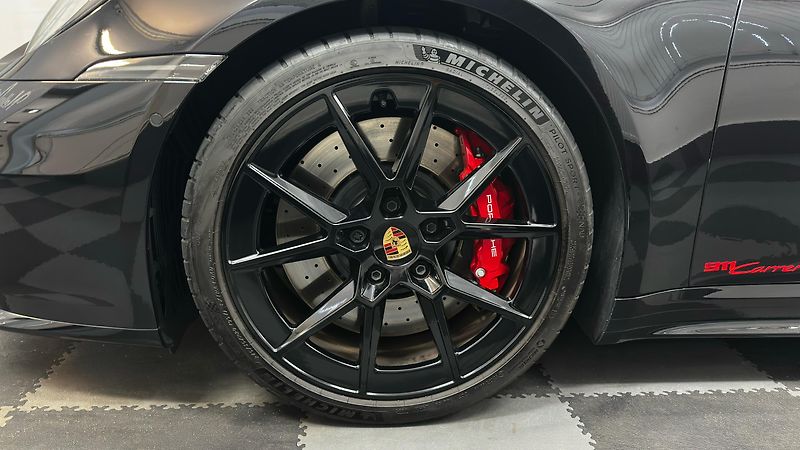 Porsche 911 CARRERA S / ZÁRUKA - fotka 13 z 51