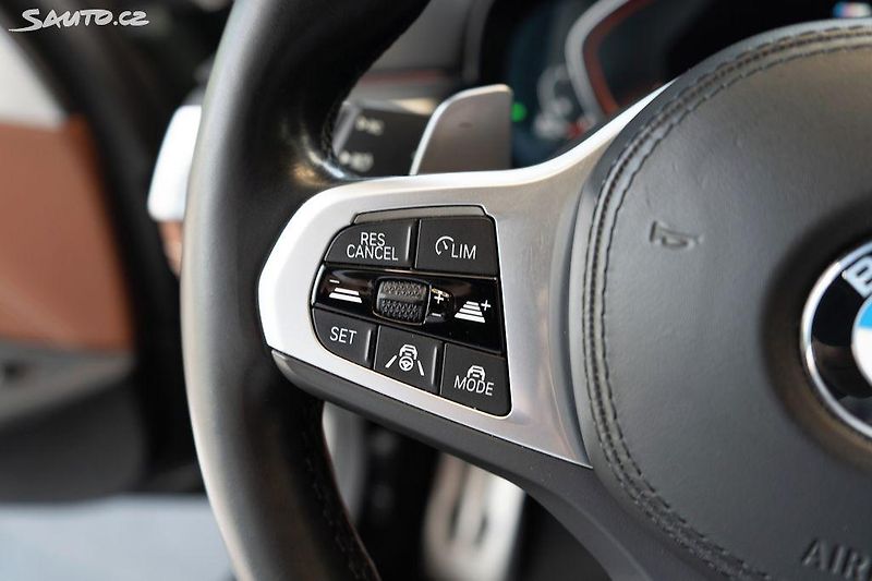 BMW Řada 5 (2021) 540d xDrive možný odpočet DPH - fotka 17 z 26