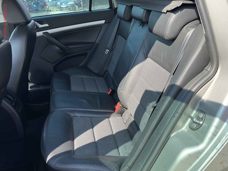 Škoda Octavia (2010) 1.6TDi, DSG - fotka 10 z 17