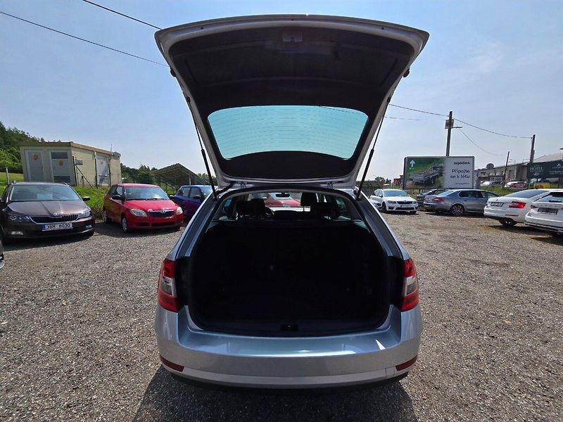 Škoda Octavia (2017) 2.0 TDi 110KW DSG Ambiente - fotka 15 z 21