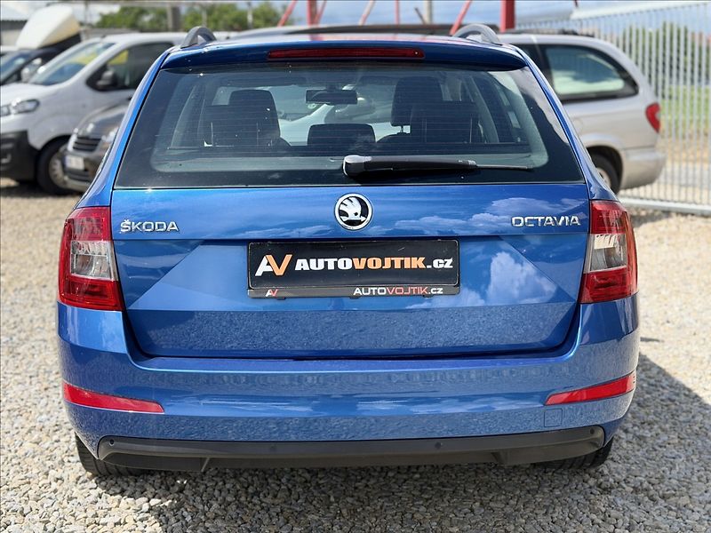 Škoda Octavia 2,0 TDI 110kW DSG XENONY - fotka 6 z 28