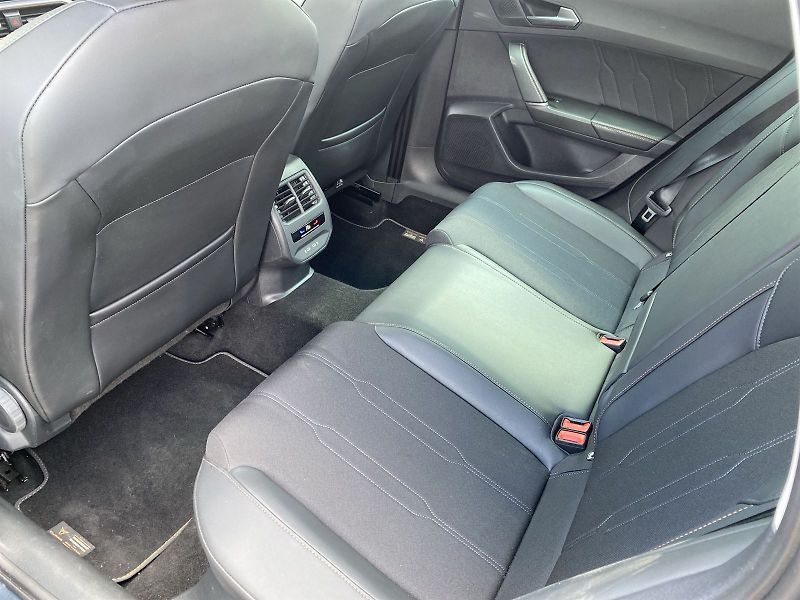 Cupra Formentor (2024) 2,0 TSI 4Drive DSG - fotka 7 z 39