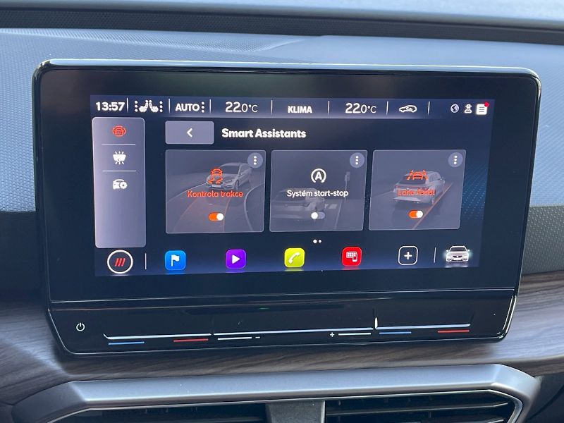 Seat Leon (2024) 1.5 eTSI 110 kW DSG Xcellence - fotka 14 z 34