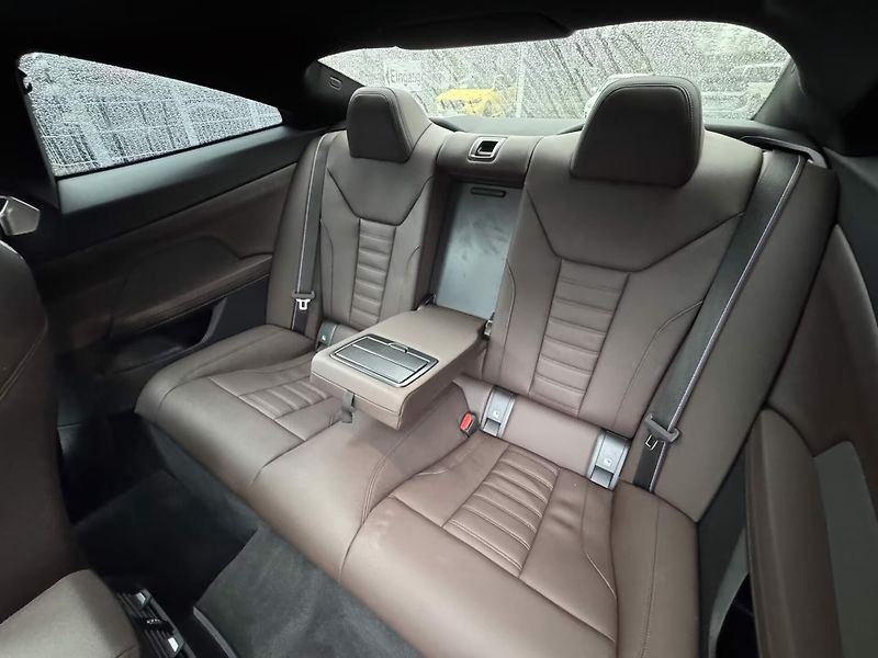 BMW Řada 4 M440i xD M-Sport Pro Šíbr 360 - fotka 11 z 23