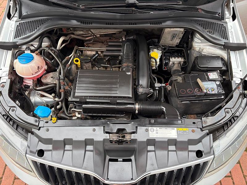 Škoda Fabia 1.2 TSi Style, ČR, Serviska - fotka 22 z 23