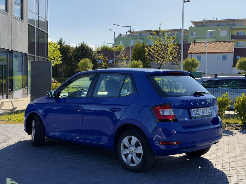 Škoda Fabia 1.0 tsi 70 kw - fotka 4 z 17